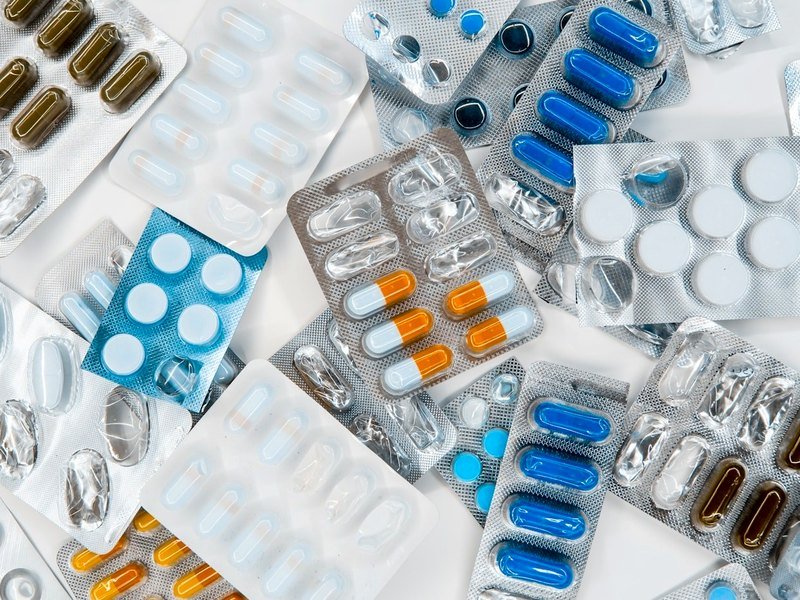 Pharmaceutical blister packs